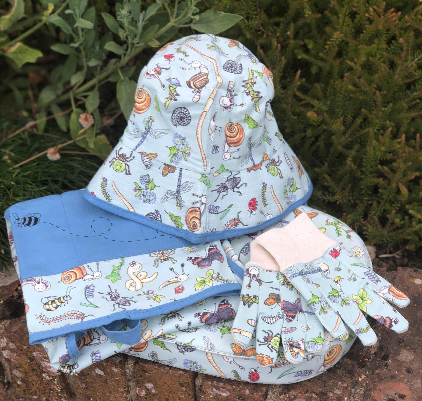 Children's Garden Gloves, Kneeler and Apron Gift Set